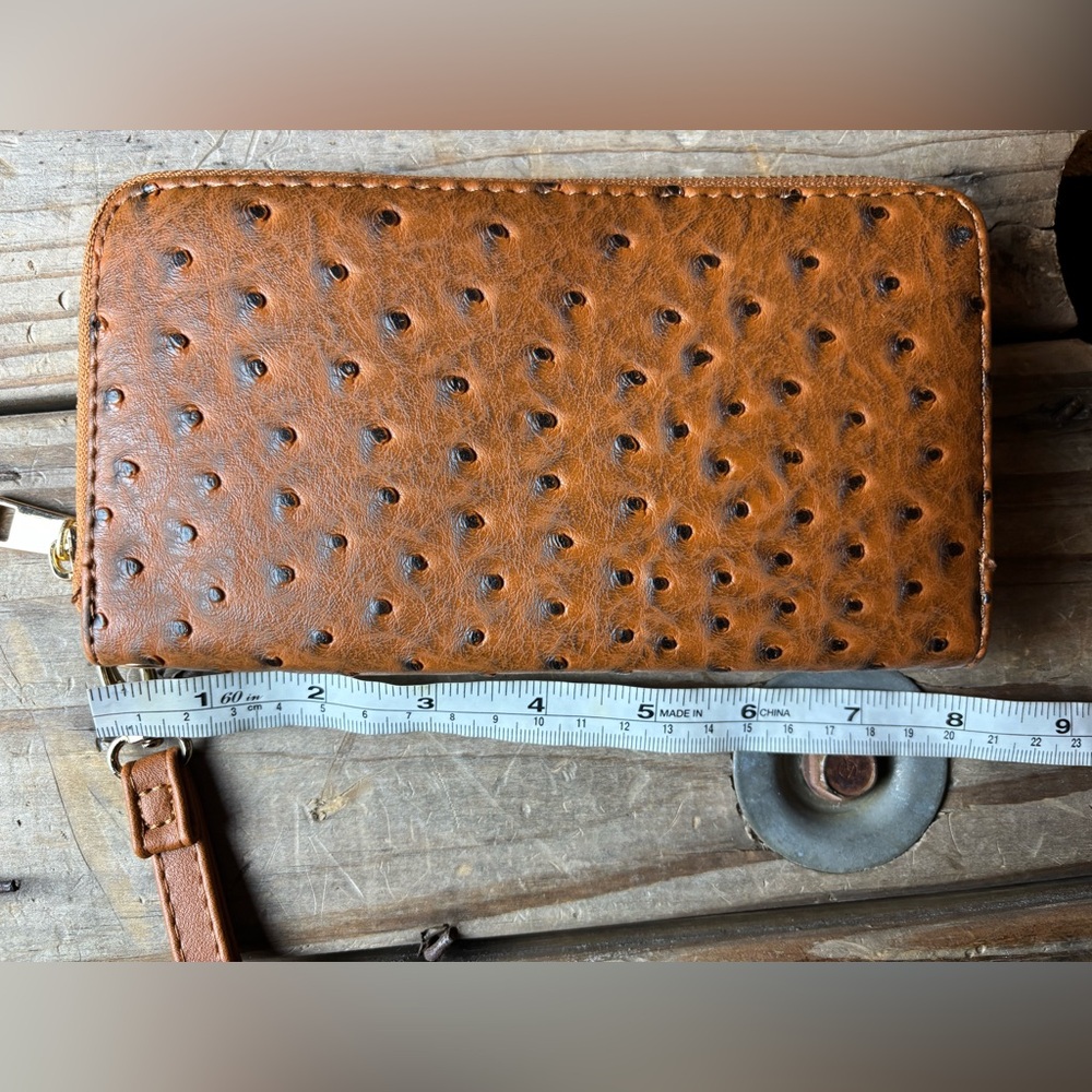 Brown Leather Women Wristlet Wallet